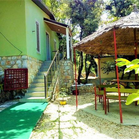 Ramo'S Green Beachside Retreat - Cozy 2 Bedroom Home Вльора Екстер'єр фото