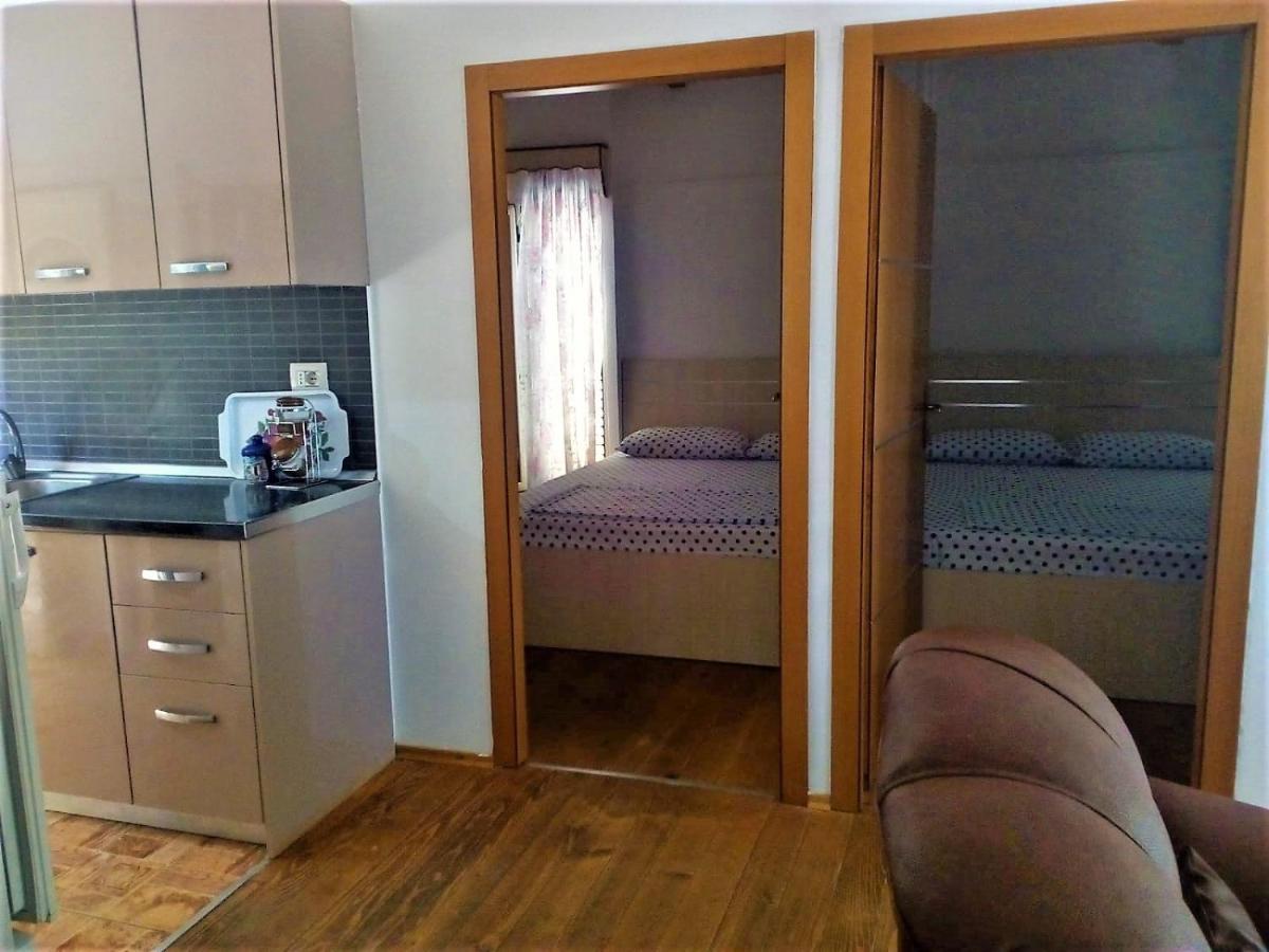 Ramo'S Green Beachside Retreat - Cozy 2 Bedroom Home Вльора Екстер'єр фото
