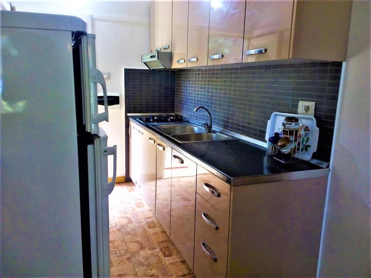 Ramo'S Green Beachside Retreat - Cozy 2 Bedroom Home Вльора Екстер'єр фото
