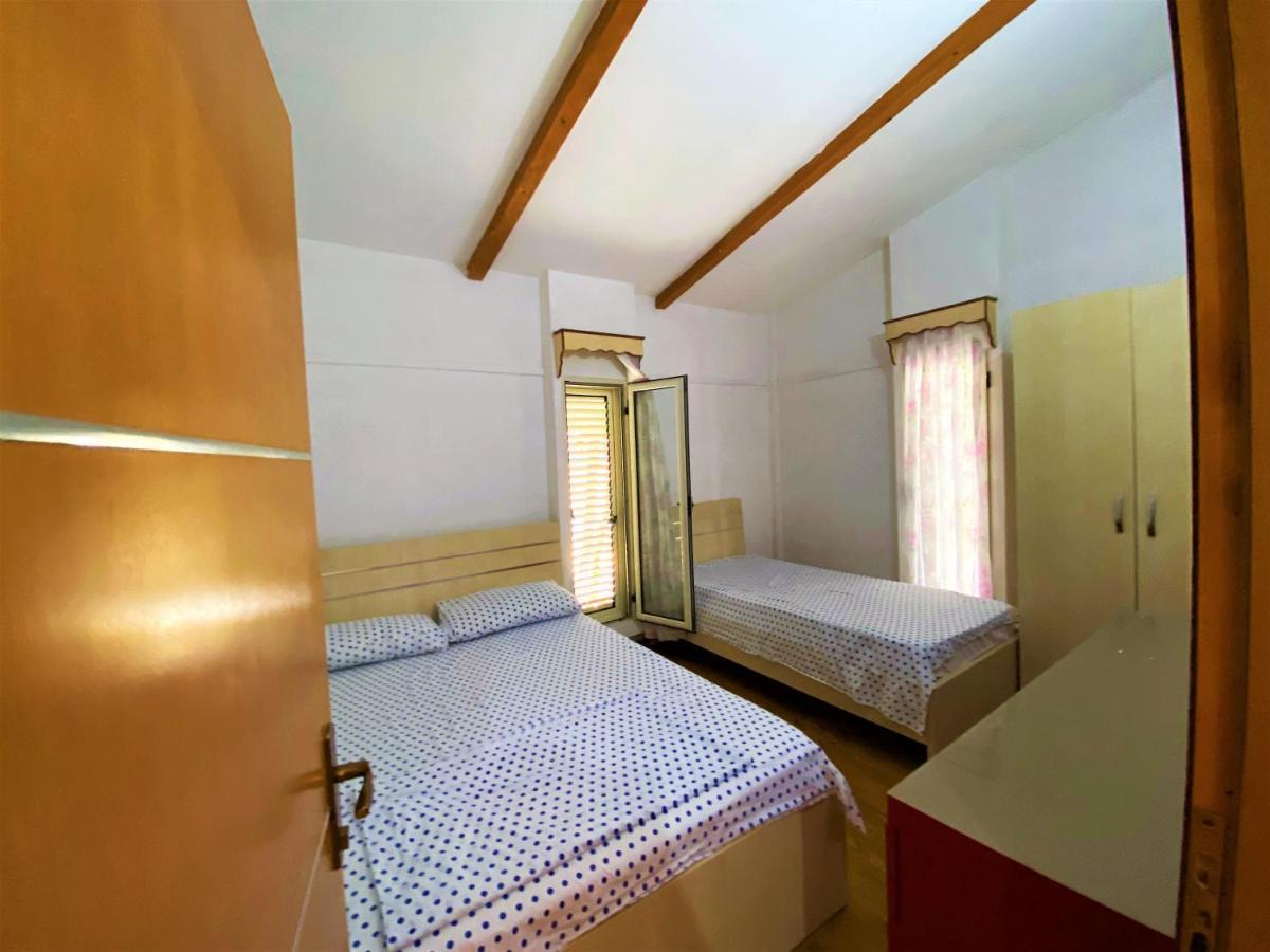 Ramo'S Green Beachside Retreat - Cozy 2 Bedroom Home Вльора Екстер'єр фото