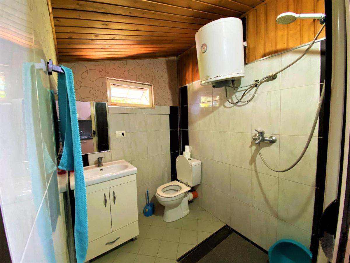 Ramo'S Green Beachside Retreat - Cozy 2 Bedroom Home Вльора Екстер'єр фото