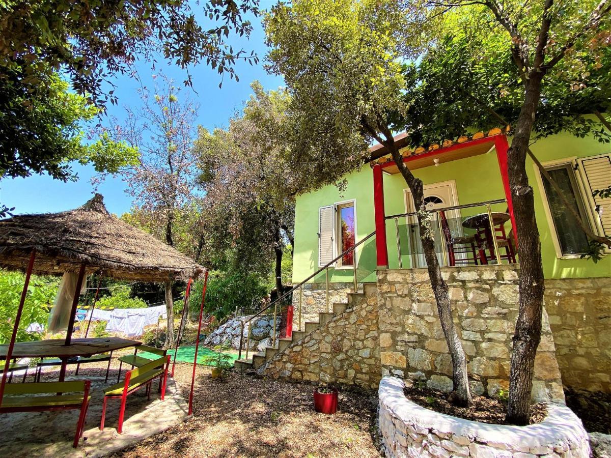 Ramo'S Green Beachside Retreat - Cozy 2 Bedroom Home Вльора Екстер'єр фото
